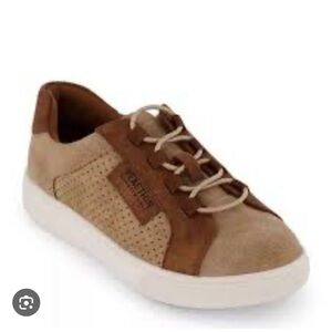 New in Box Kenneth Cole Reaction Boys Liam Josh‎ Sneakers in Bone Dress Sneakers